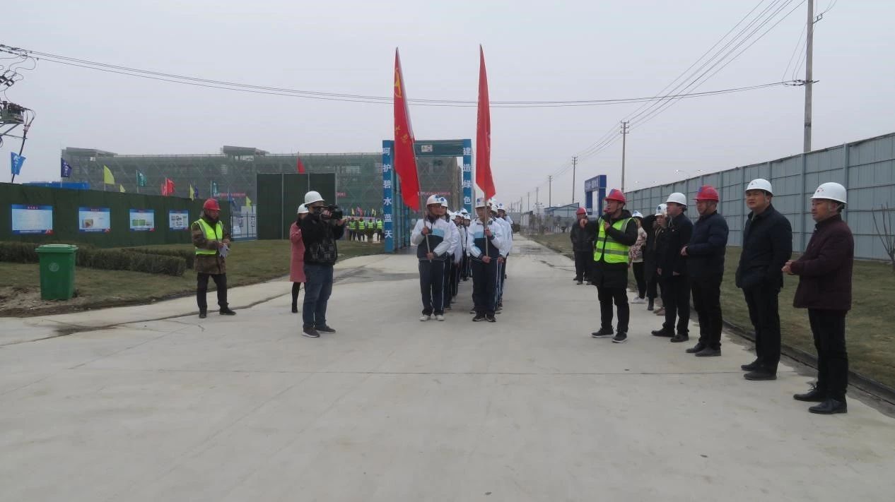 情系建設(shè)者，寒冬送溫暖
